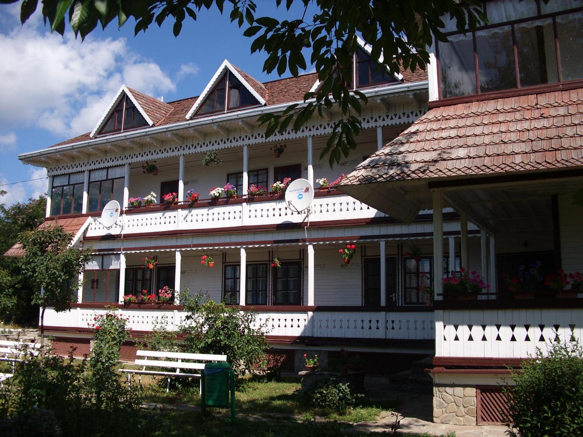 Padurea De Argint Villa Varatec Exterior photo