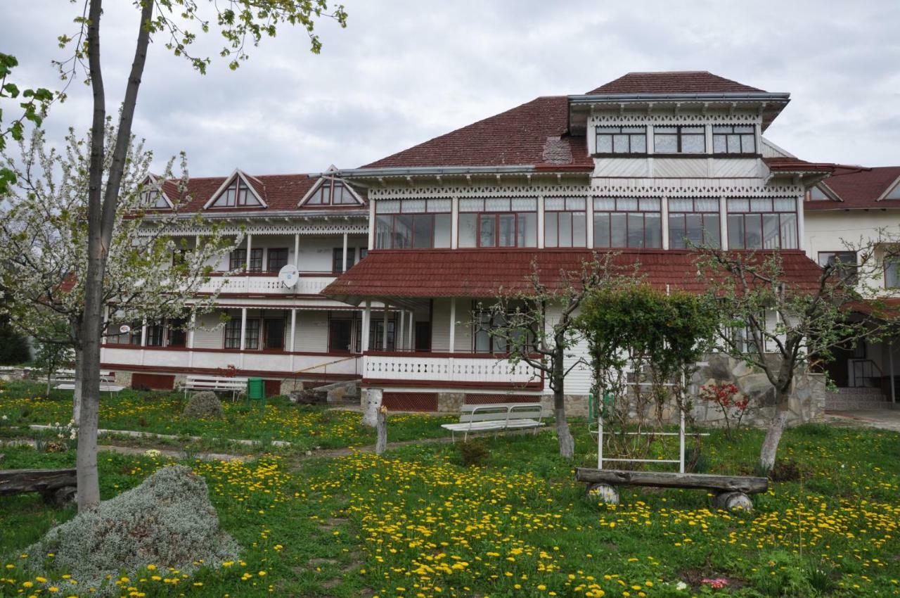 Padurea De Argint Villa Varatec Exterior photo